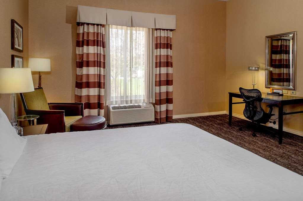 Hilton Garden Inn St. Louis Airport Berkeley Quarto foto
