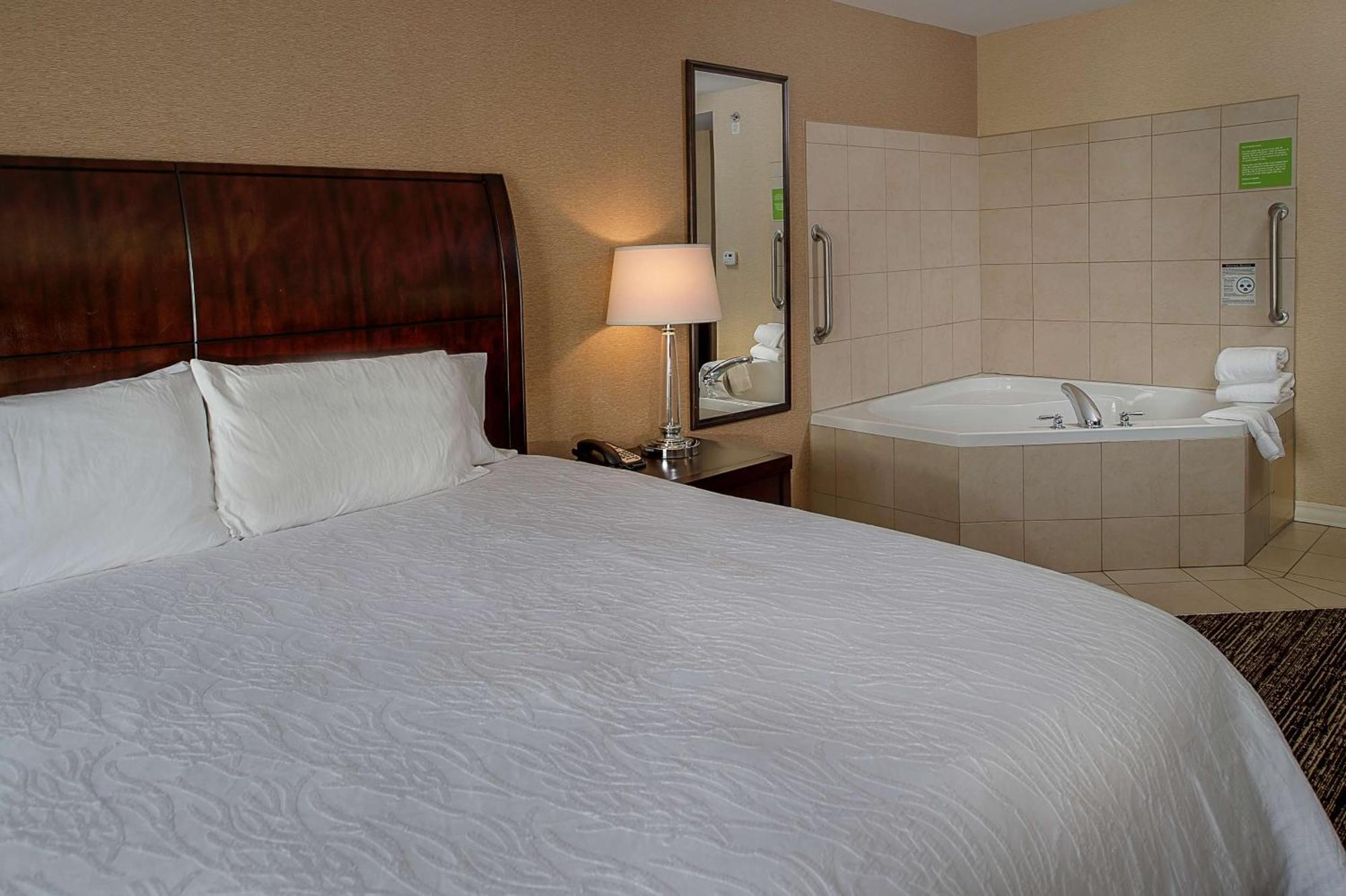 Hilton Garden Inn St. Louis Airport Berkeley Exterior foto